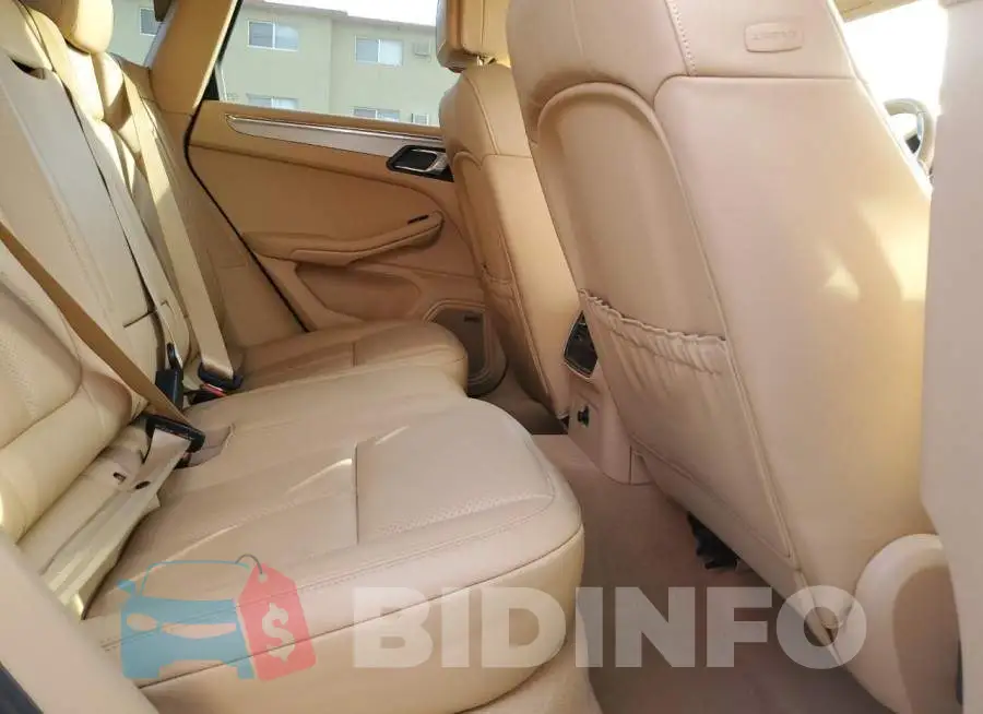 WP1AB2A58GLB41829 Photo# 11