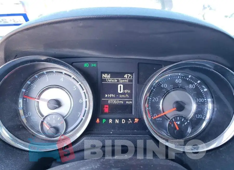 2C4RC1BGXGR103828 Photo# 9