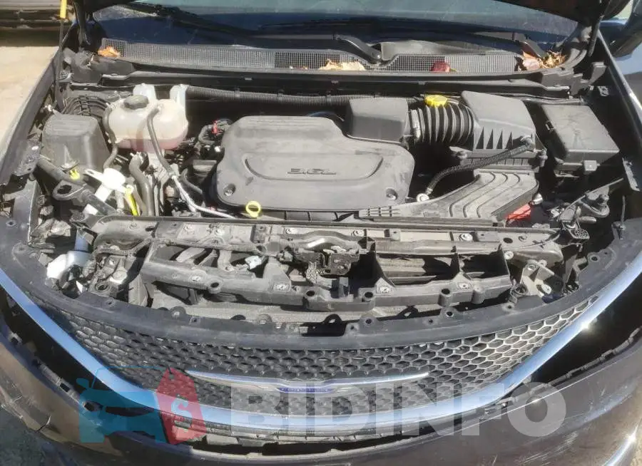 2C4RC1GGXLR280141 Photo# 11
