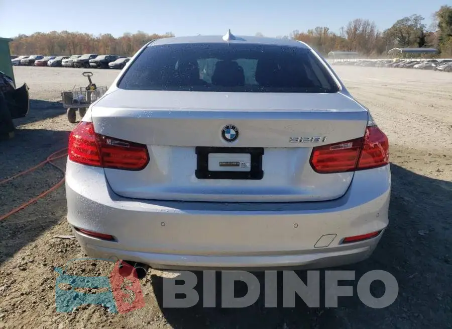 WBA3A5G58FNS89243 Photo# 6