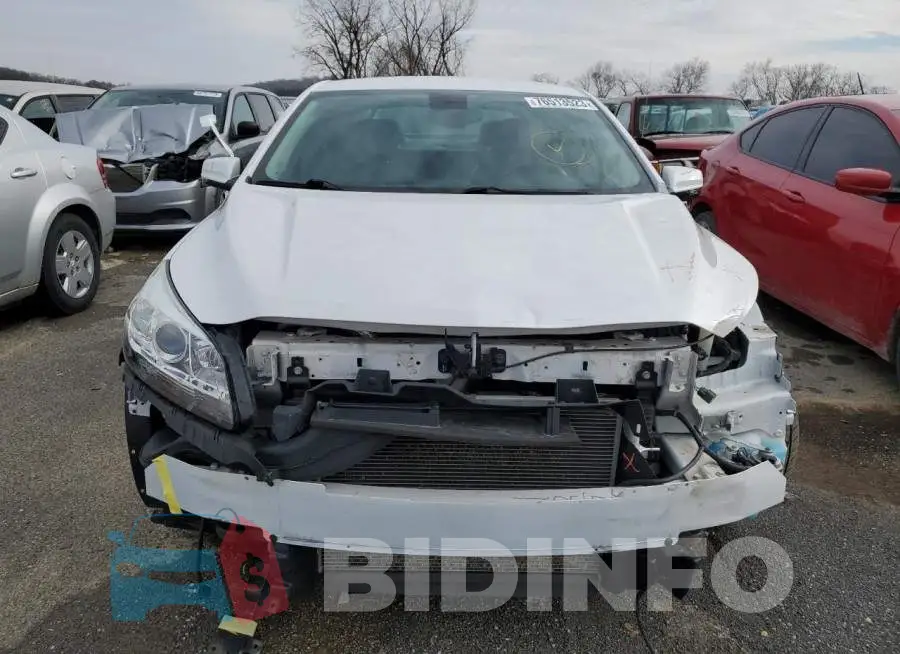 1G11D5SL6FF270832 Photo# 5