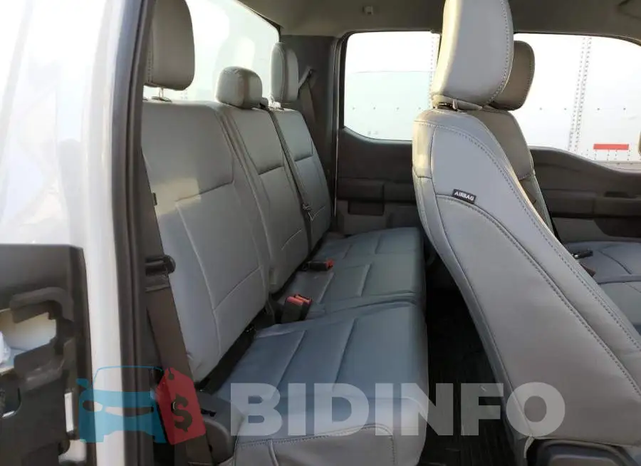 1FT8X2BA6PED54750 Photo# 10