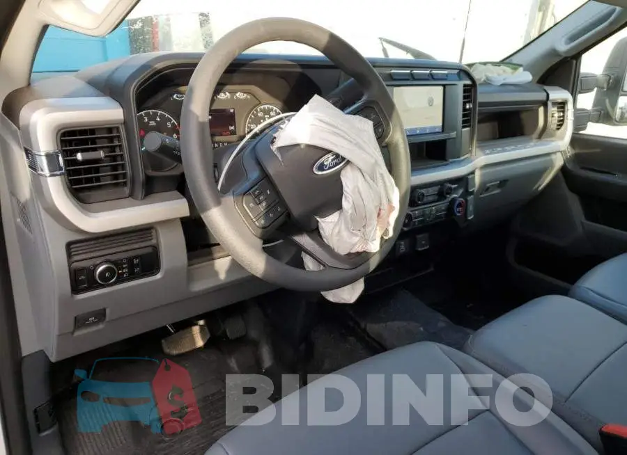 1FT8X2BA6PED54750 Photo# 8