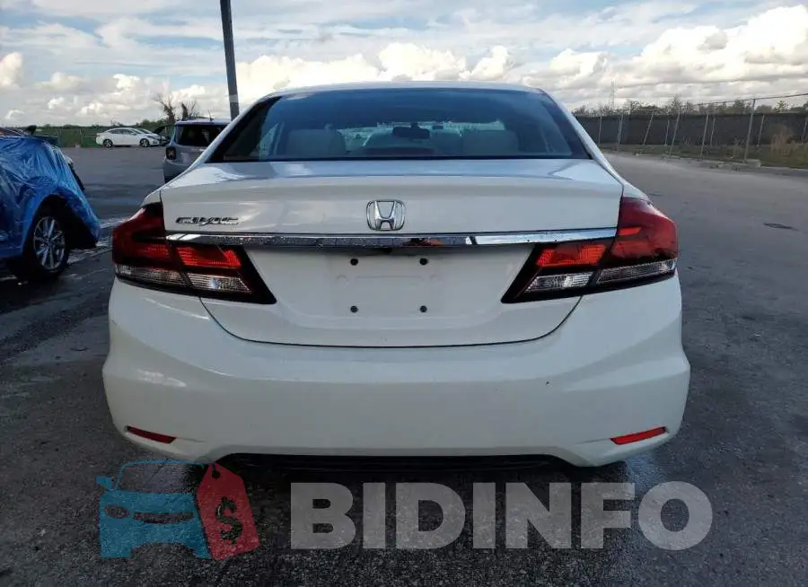 19XFB2F7XFE085143 Photo# 6