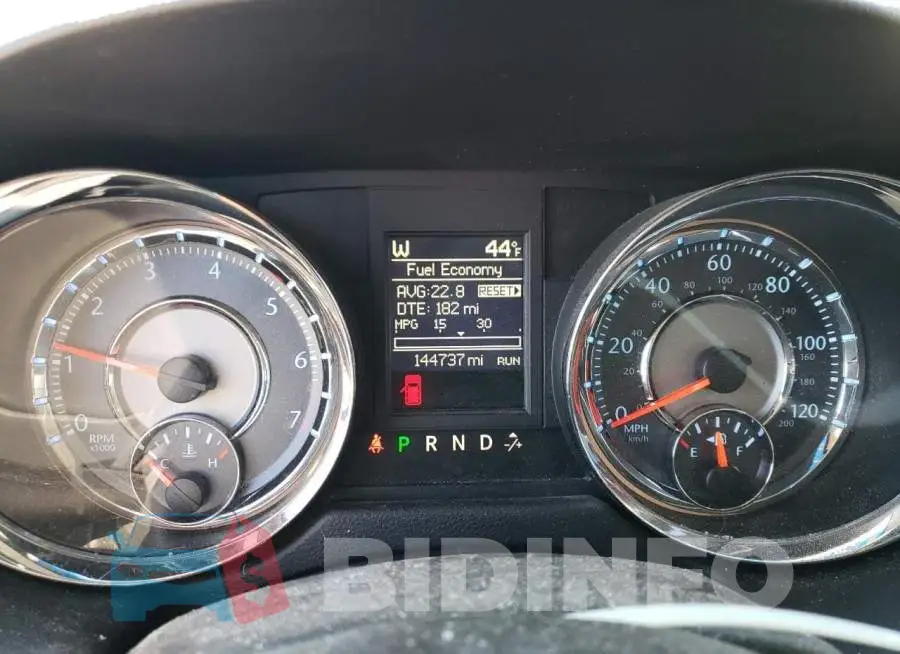 2C4RC1BGXFR588583 Photo# 9