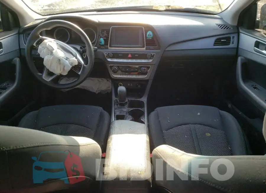 5NPE24AF7KH768588 Photo# 8