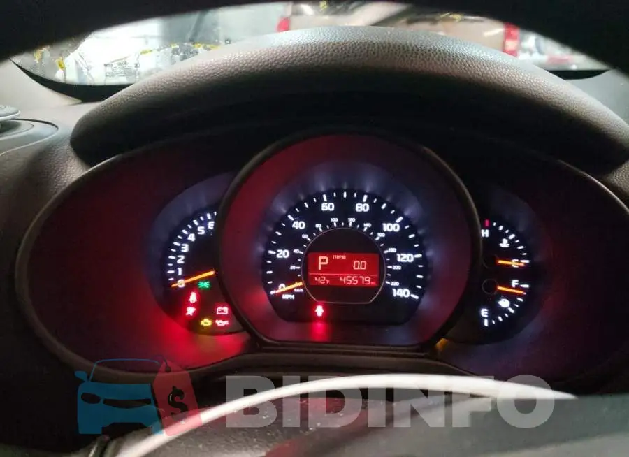 KNDJN2A22J7553680 Photo# 9