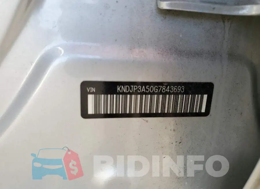 KNDJP3A50G7843693 Photo# 14