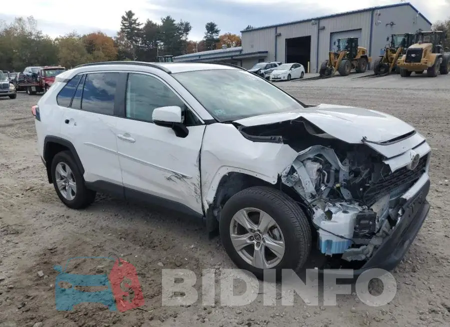 2T3P1RFV6MC228932 Photo# 4