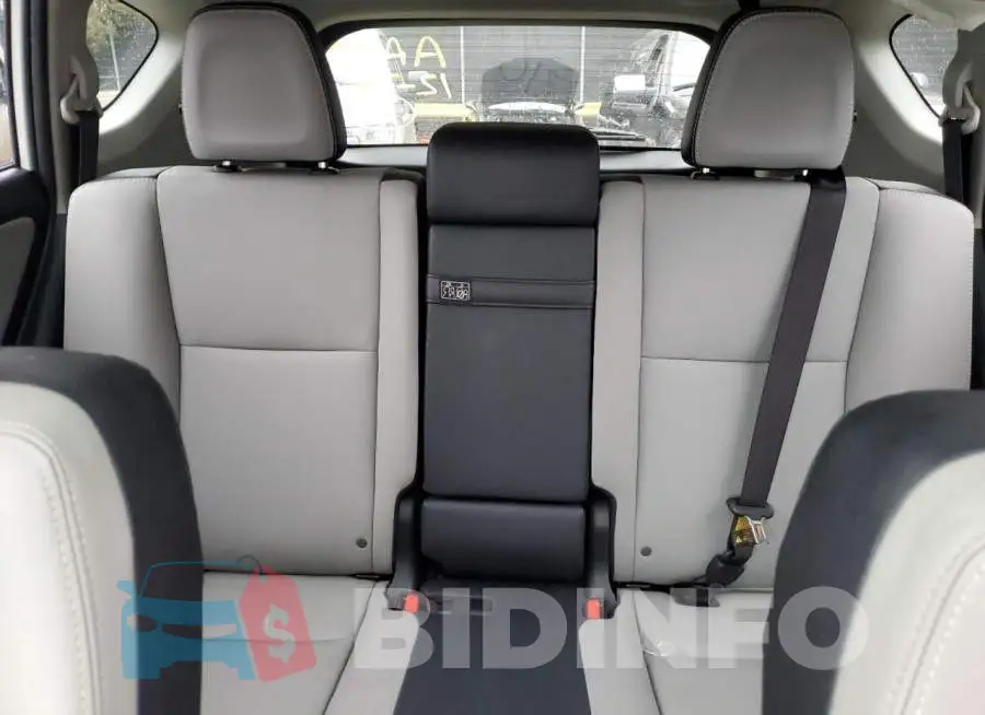 JTMDJREV0HD151772 Photo# 10