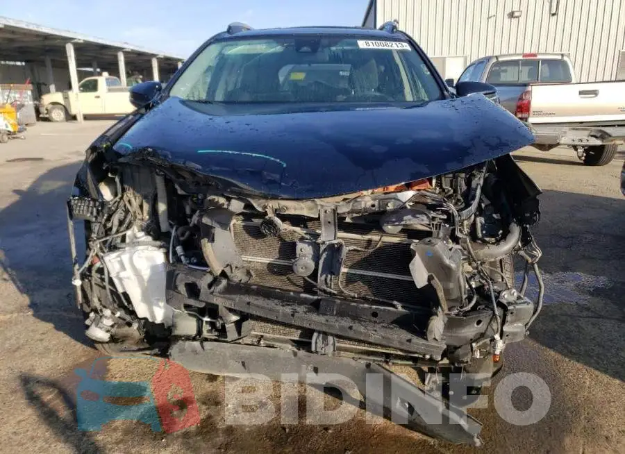 JTMRJREV9HD076799 Photo# 5