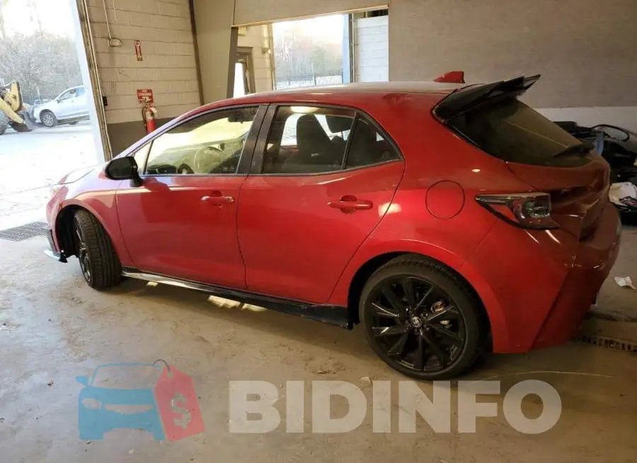 JTND4MBE5M3110824 Photo# 2