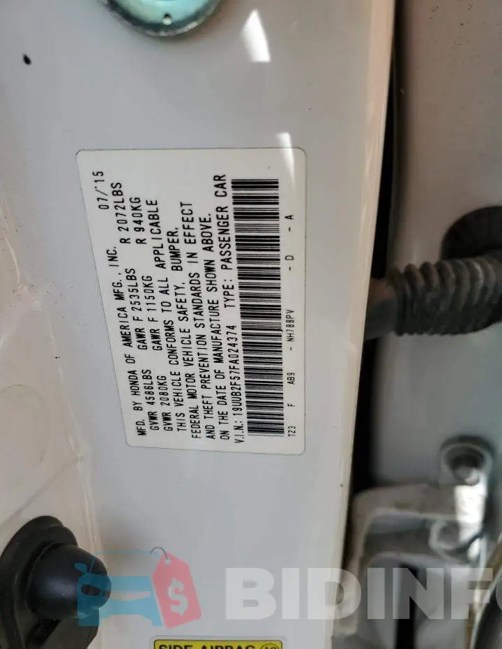 19UUB2F57FA024374 Photo# 12
