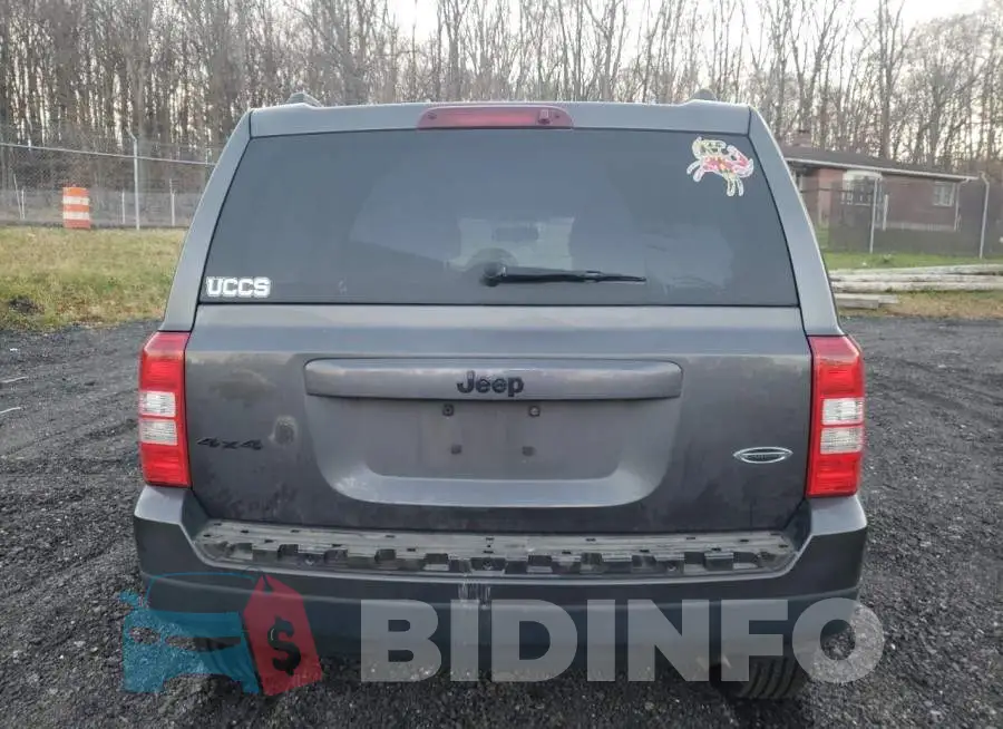 1C4NJRBB5FD292073 Photo# 6