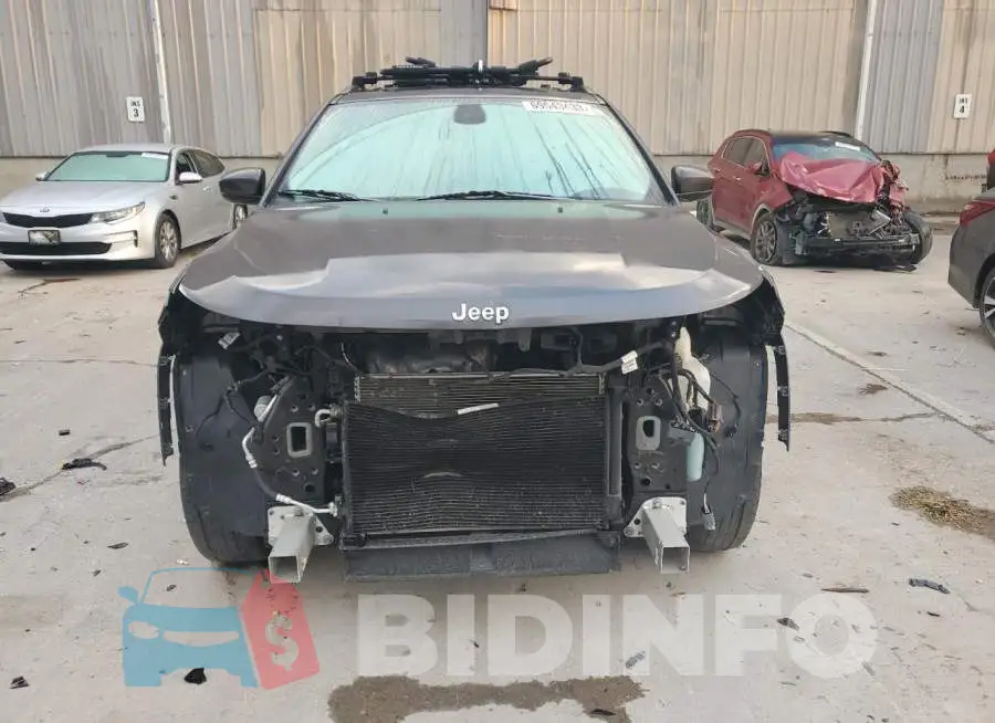 3C4NJCBB7JT344142 Photo# 5