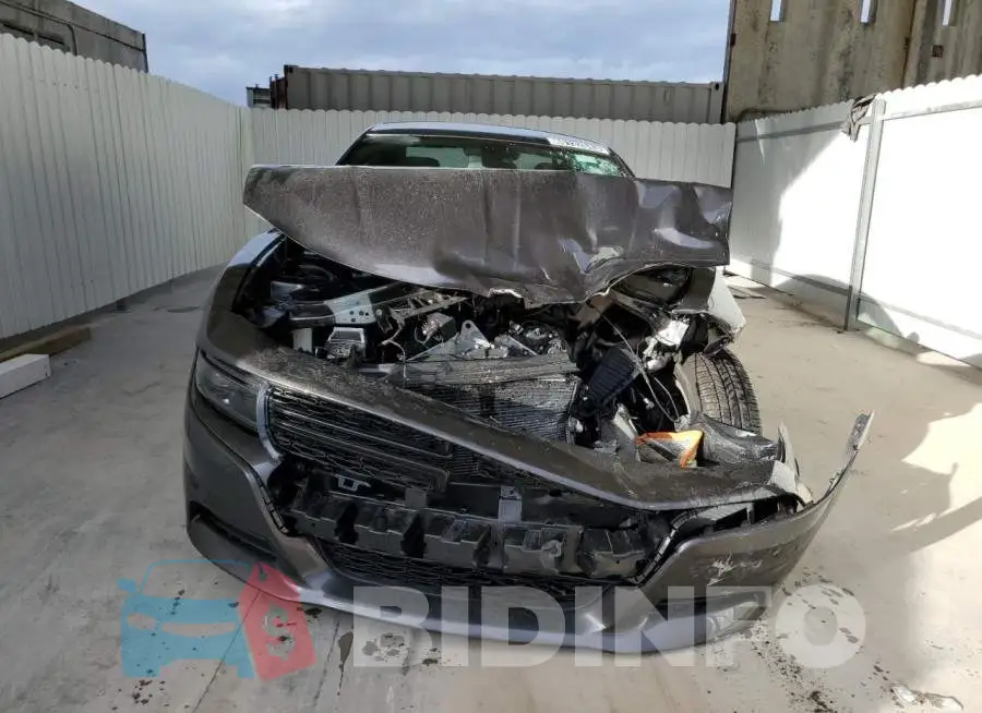 2C3CDXBG1PH567087 Photo# 5