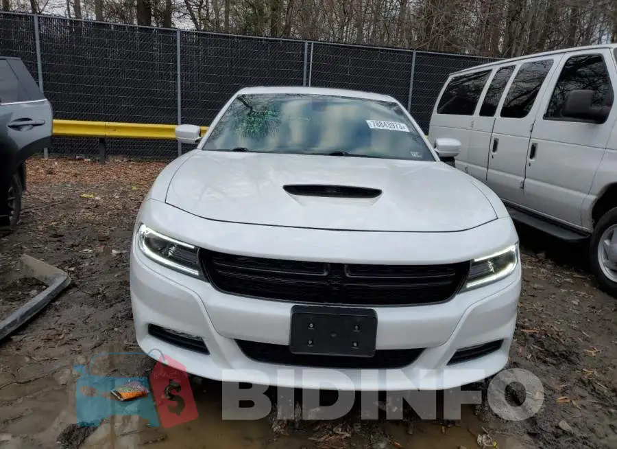 2C3CDXCT4FH862615 Photo# 5