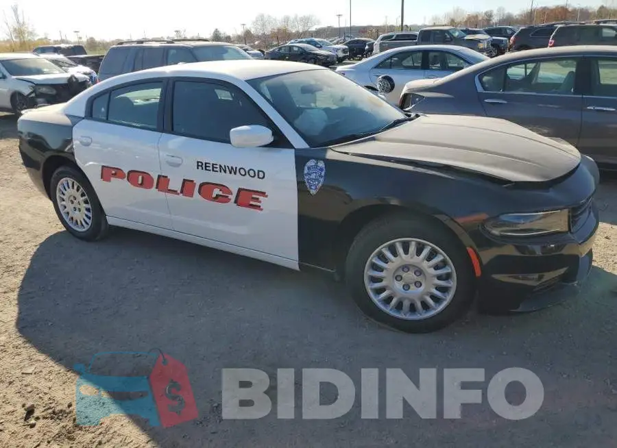 2C3CDXKG6NH232582 Photo# 4
