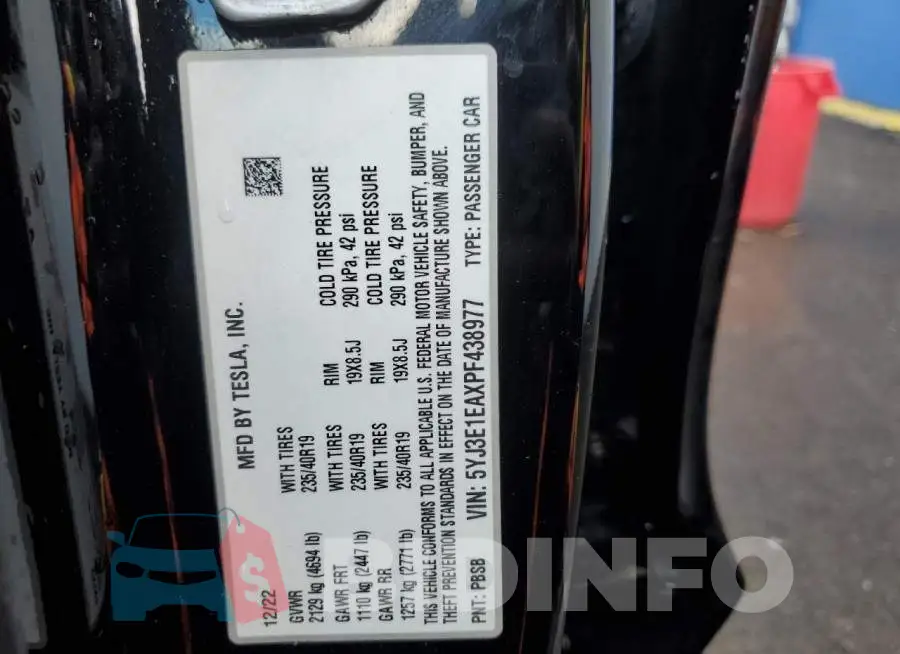 5YJ3E1EAXPF438977 Photo# 13