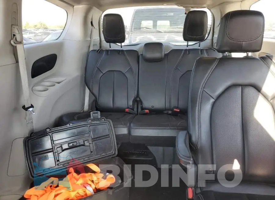 2C4RC1DG7LR176713 Photo# 10