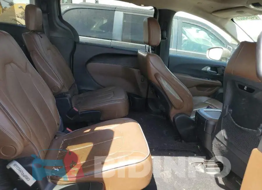 2C4RC1GG5JR261090 Photo# 11
