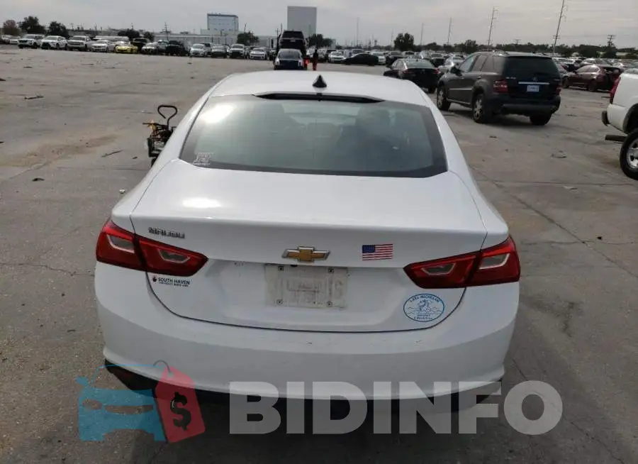 1G1ZB5ST6JF101024 Photo# 6