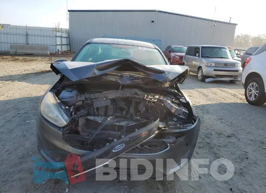 1FADP3F2XGL313515 Photo# 5