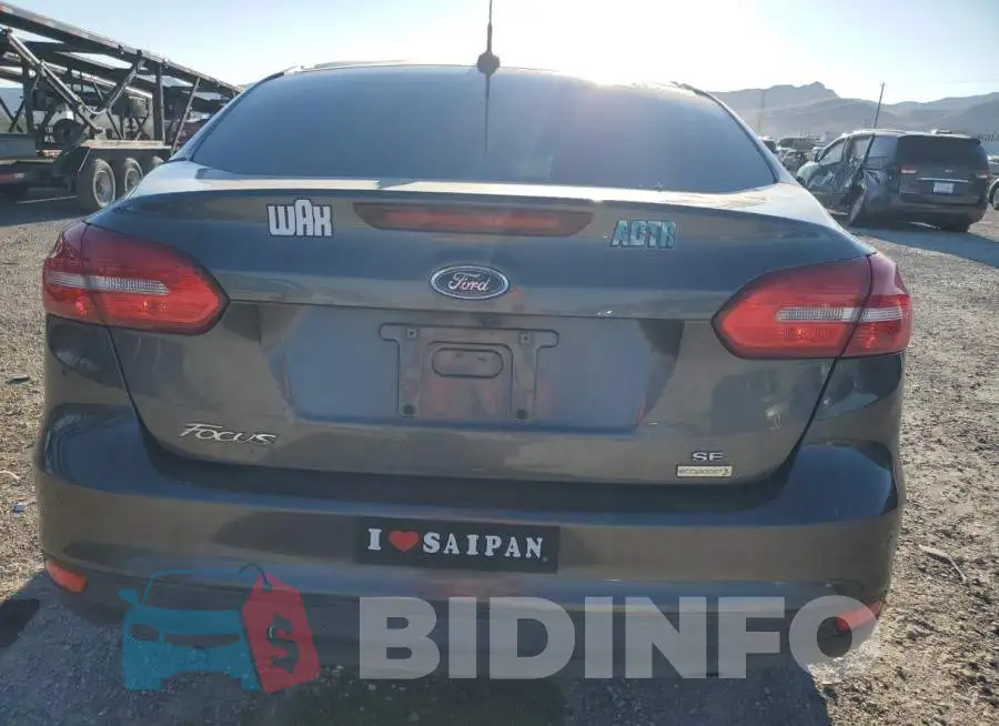1FADP3FE2JL271018 Photo# 6
