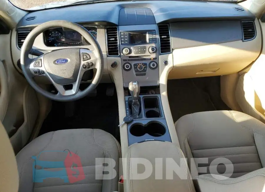 1FAHP2D89JG122879 Photo# 8