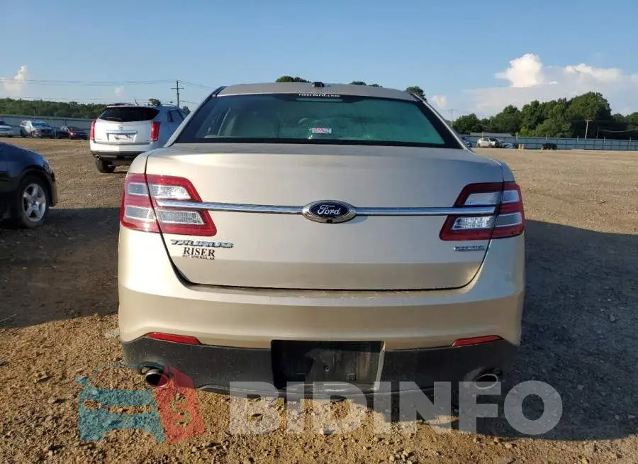 1FAHP2D89JG122879 Photo# 6