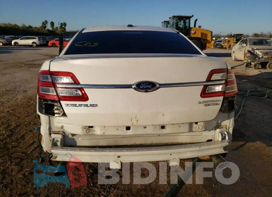 1FAHP2F82FG207325 Photo# 6
