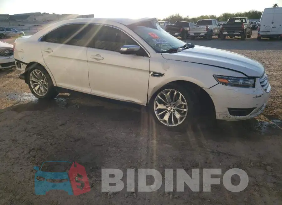 1FAHP2F82FG207325 Photo# 4