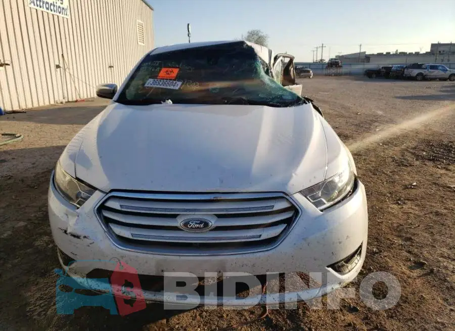 1FAHP2F82FG207325 Photo# 5