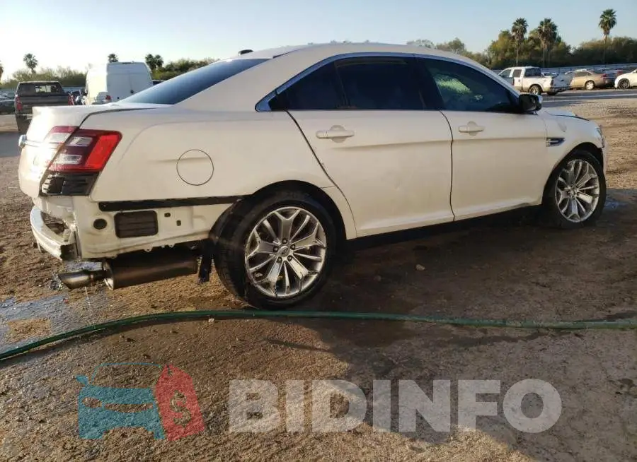 1FAHP2F82FG207325 Photo# 3