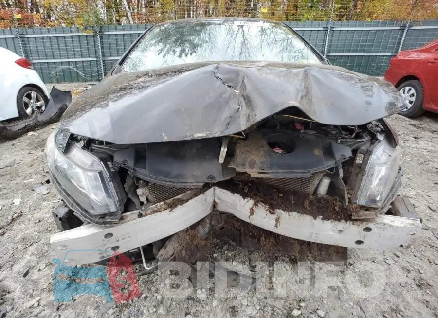 19XFB2F57FE107128 Photo# 5