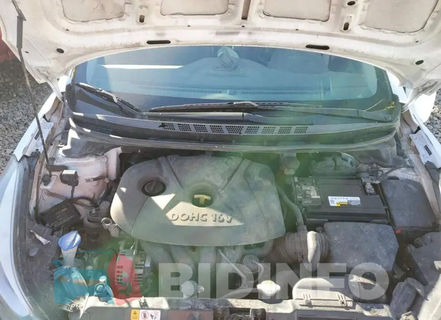 5NPDH4AE1FH581063 Photo# 11