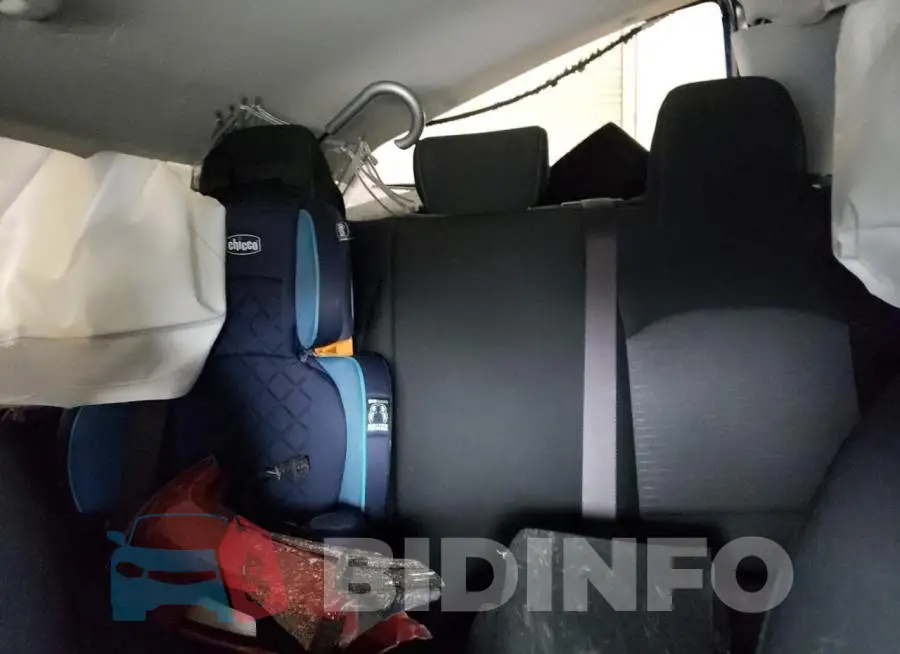 KNDJ23AU7M7146412 Photo# 10