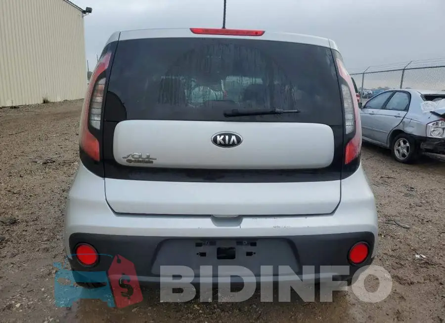 KNDJN2A29J7547469 Photo# 6