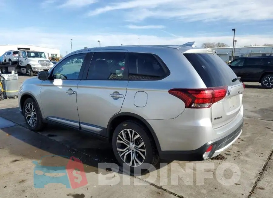 JA4AD2A34JZ062019 Photo# 2