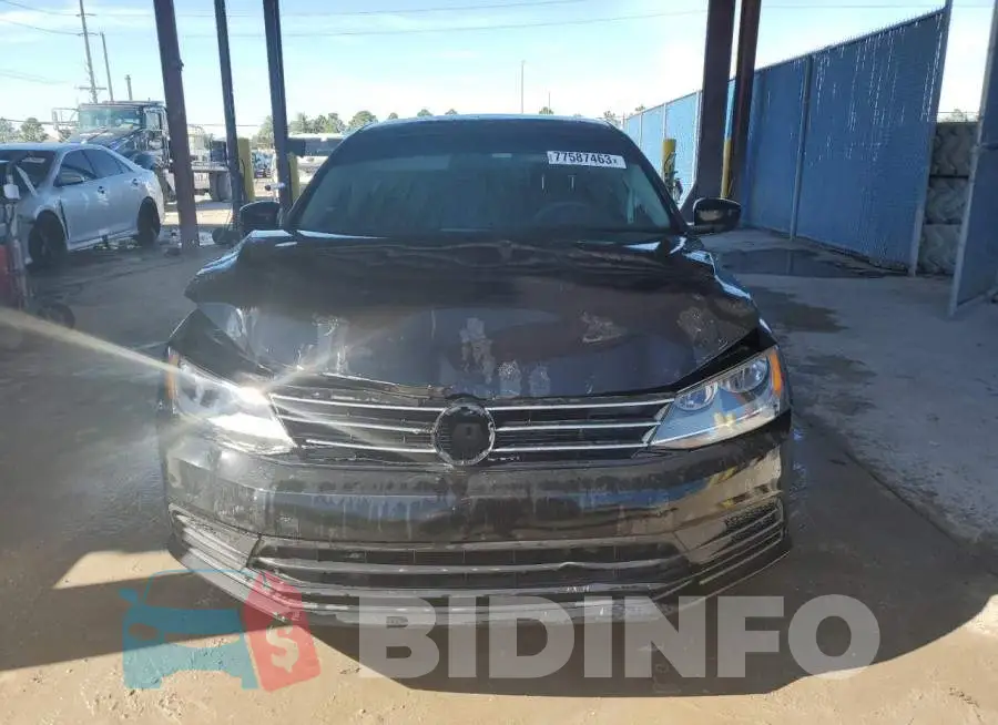 3VW167AJ9GM387767 Photo# 5