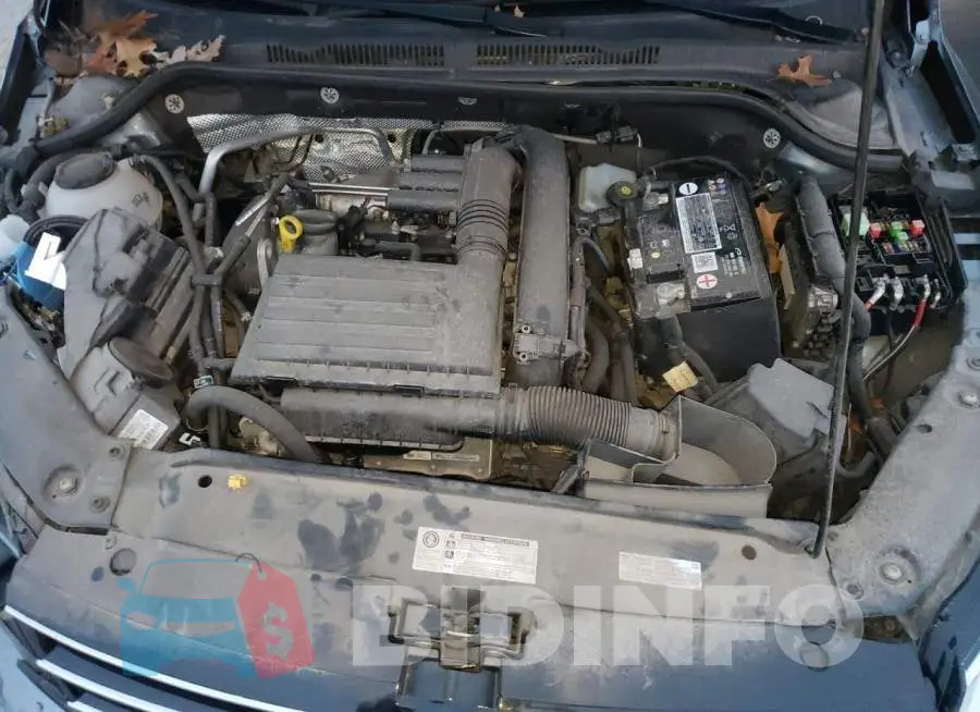 3VW2B7AJ1JM260566 Photo# 11