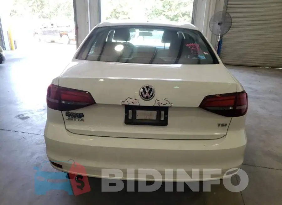 3VW2B7AJ7HM376011 Photo# 6