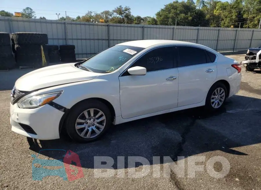 1N4AL3AP7HN352652 Photo# 1