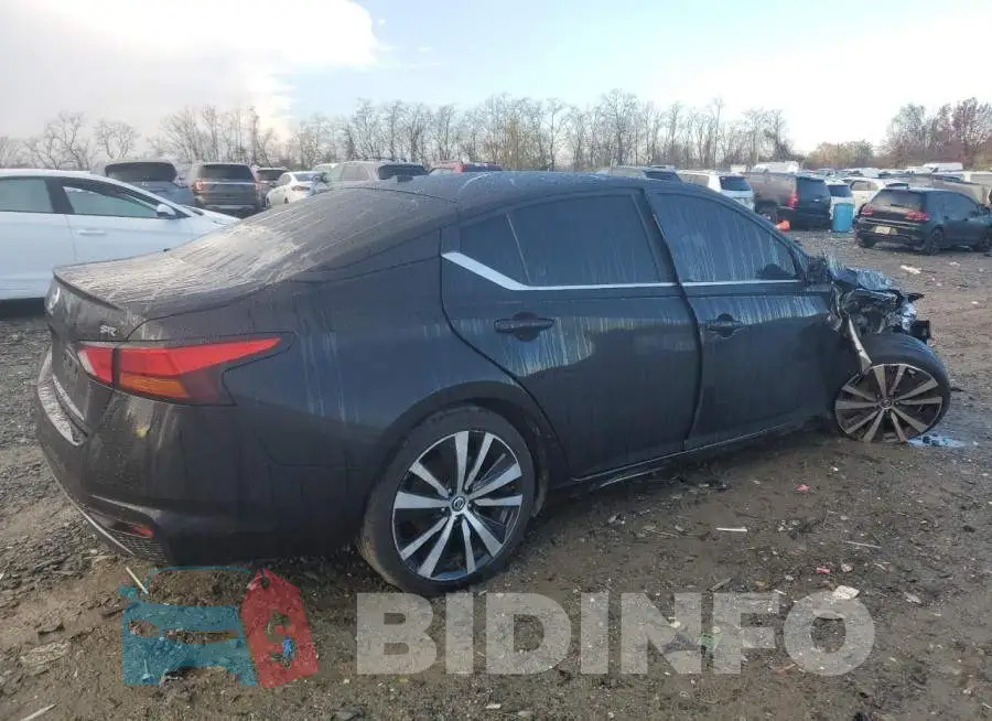 1N4BL4CV9LC180067 Photo# 3