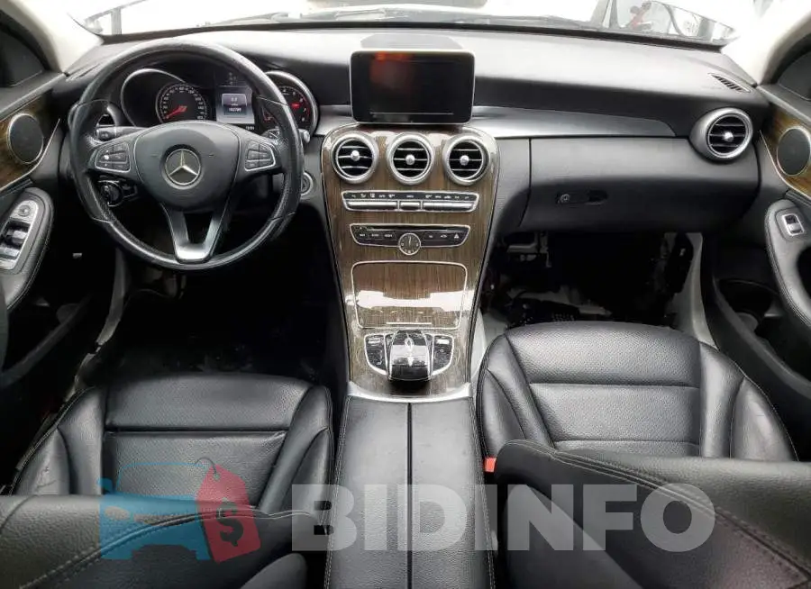 55SWF4JBXGU132886 Photo# 8