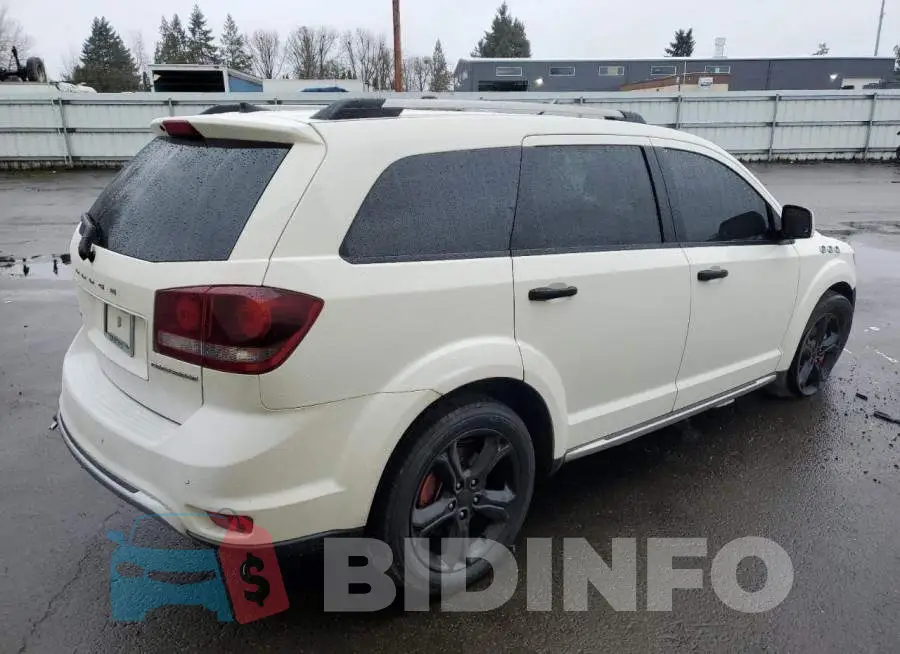 3C4PDCGB6LT272975 Photo# 3