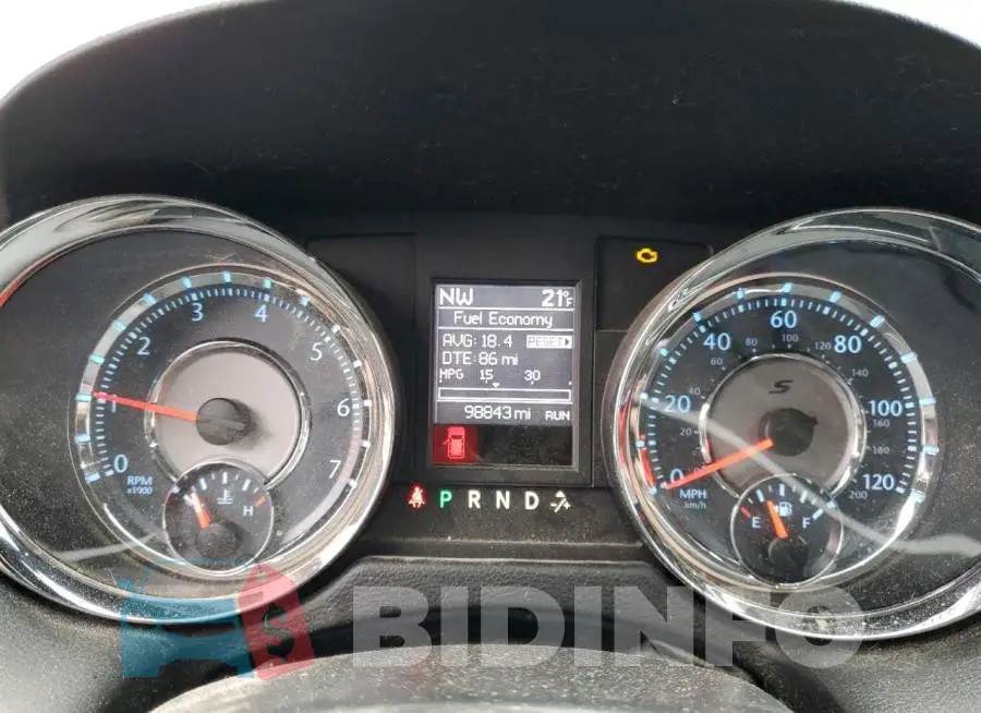 2C4RC1HG4GR247883 Photo# 9