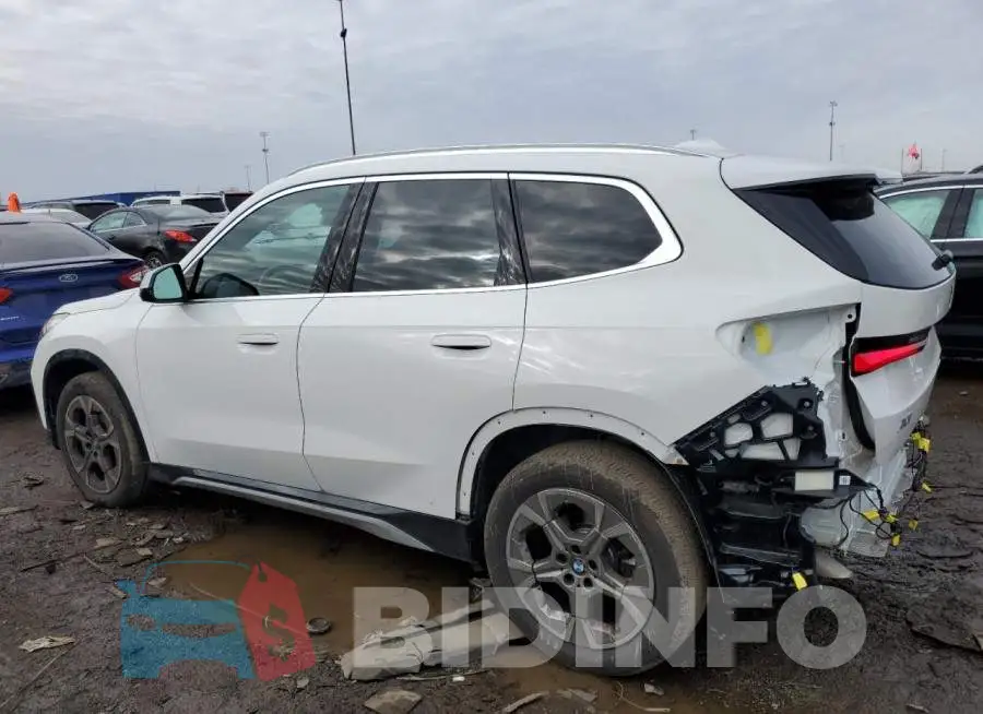 WBX73EF0XP5V96647 Photo# 2