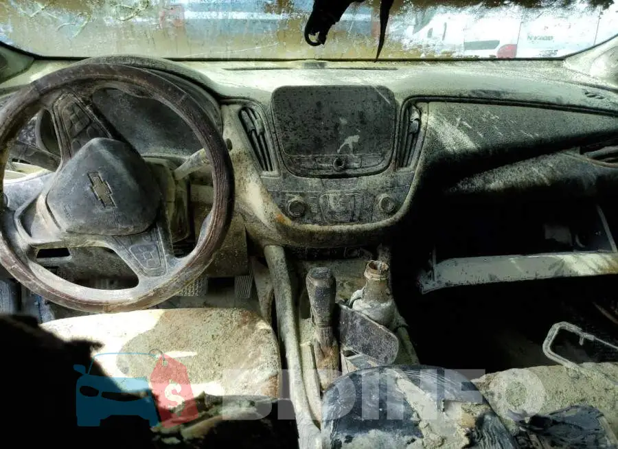 1G1ZB5ST5LF014699 Photo# 8
