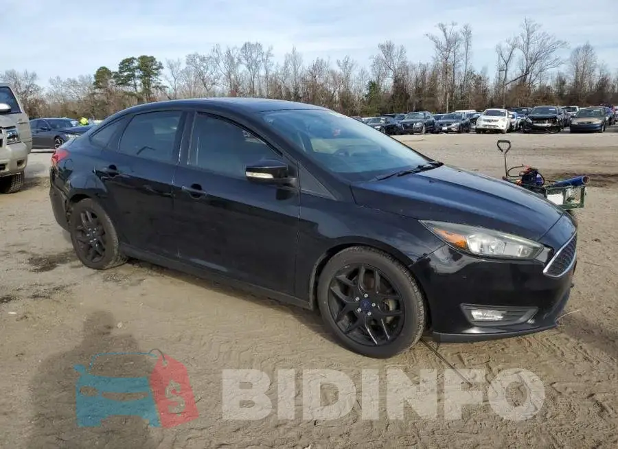 1FADP3F24GL243414 Photo# 4